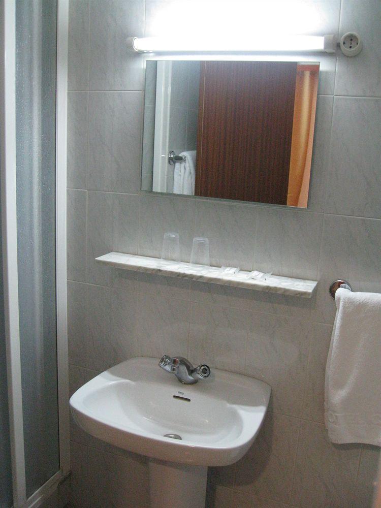 Hotel El Call Barcelona Ngoại thất bức ảnh