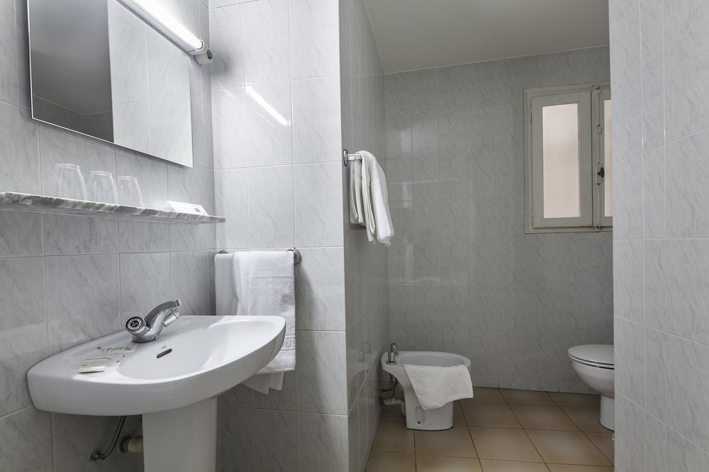 Hotel El Call Barcelona Ngoại thất bức ảnh
